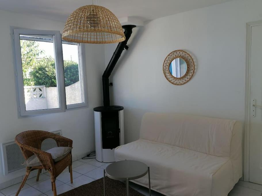 Maison T3 Avec Vue Au Bord De L'Etang إستريس المظهر الخارجي الصورة